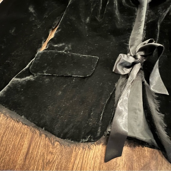 NY Collection sz medium black velvet tie front blazer with fringe trim - Picture 14 of 16